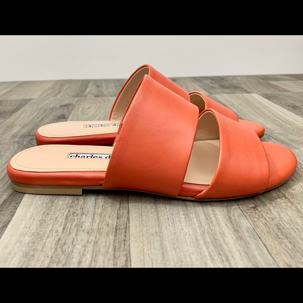 NWOT Charles Davids coral leather sandal.  Size 6M - Picture 8 of 8